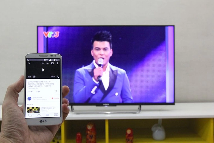 Hướng Dẫn Chi Tiết Cách Chiếu Hình Ảnh Điện Thoại Lên Tv Nhanh, Đơn Giản Và Hiệu Quả Cho Người Dùng Android & Ios Hướng Dẫn Chi Tiết Cách Chiếu Hình Ảnh Điện Thoại Lên Tv Nhanh, Đơn Giản Và Hiệu Quả Cho Người Dùng Android & Ios