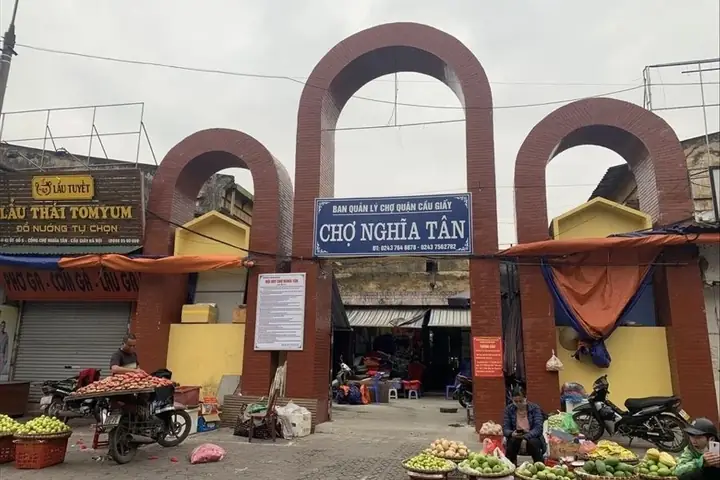 Review Chợ Nghĩa Tân: Thiên Đường Ăn Vặt Và Mua Sắm Không Thể Bỏ Lỡ Tại Cầu Giấy Review Chợ Nghĩa Tân: Thiên Đường Ăn Vặt Và Mua Sắm Không Thể Bỏ Lỡ Tại Cầu Giấy