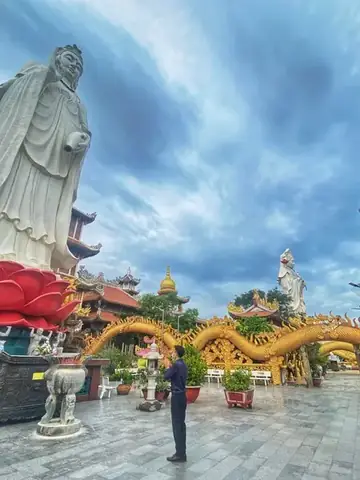 Chùa Châu Thới Ở Đâu Và Những Điều Thú Vị Về Ngôi Cổ Tự Linh Thiêng Tại Bình Dương Chùa Châu Thới Ở Đâu Và Những Điều Thú Vị Về Ngôi Cổ Tự Linh Thiêng Tại Bình Dương