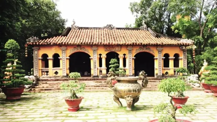 Chùa Hội Sơn Quận 9: Lịch Sử Hình Thành Và Vẻ Đẹp Ngôi Cổ Tự 300 Năm Chùa Hội Sơn Quận 9: Lịch Sử Hình Thành Và Vẻ Đẹp Ngôi Cổ Tự 300 Năm