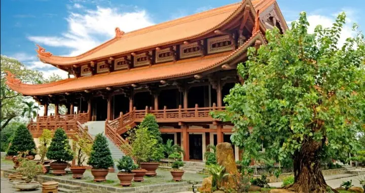 Top 10 Ngôi Chùa Bình Tân Nổi Tiếng, Linh Thiêng Nhất Định Phải Ghé Thăm Top 10 Ngôi Chùa Bình Tân Nổi Tiếng, Linh Thiêng Nhất Định Phải Ghé Thăm