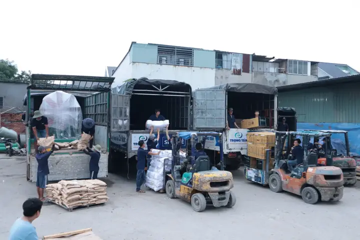 Dịch Vụ Chuyển Đồ Liên Tỉnh: Bảng Giá, Quy Trình Và Lưu Ý Quan Trọng