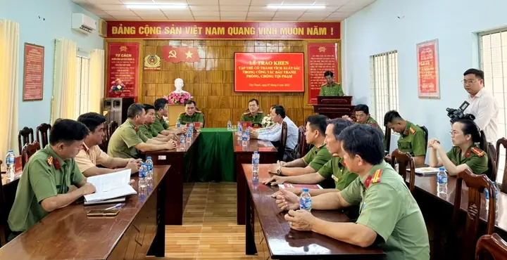 Thông Tin Địa Chỉ Và Số Điện Thoại Liên Hệ Công An Huyện Cái Bè, Tiền Giang Thông Tin Địa Chỉ Và Số Điện Thoại Liên Hệ Công An Huyện Cái Bè, Tiền Giang
