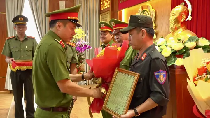 Thông Tin Địa Chỉ Và Số Điện Thoại Công An Huyện Cái Nước, Tỉnh Cà Mau Mới Nhất Thông Tin Địa Chỉ Và Số Điện Thoại Công An Huyện Cái Nước, Tỉnh Cà Mau Mới Nhất