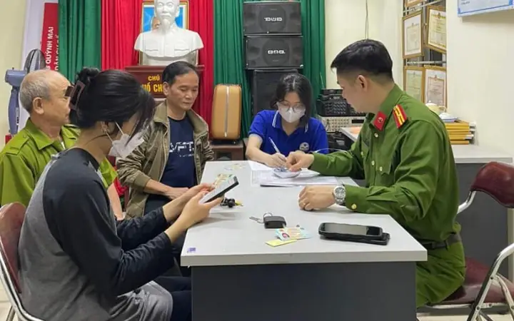 Thông Tin Liên Hệ Và Địa Chỉ Công An Phường Quỳnh Mai Chi Tiết Nhất Thông Tin Liên Hệ Và Địa Chỉ Công An Phường Quỳnh Mai Chi Tiết Nhất