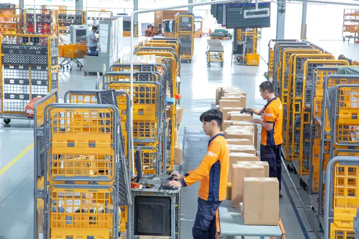 Ems Là Gì? Tổng Quan Về Dịch Vụ Và Tổng Công Ty Chuyển Phát Nhanh Bưu Điện Ems Là Gì? Tổng Quan Về Dịch Vụ Và Tổng Công Ty Chuyển Phát Nhanh Bưu Điện