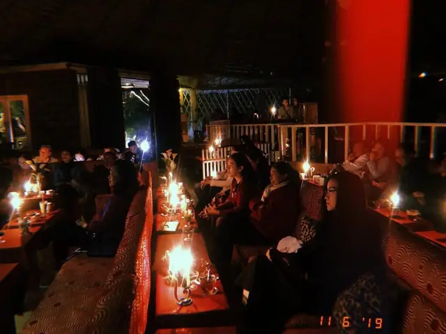 Cung Tơ Chiều Đà Lạt: Không Gian Hoài Niệm Và Những Đêm Nhạc Trịnh Đầy Chất Tự Sự Cung Tơ Chiều Đà Lạt: Không Gian Hoài Niệm Và Những Đêm Nhạc Trịnh Đầy Chất Tự Sự