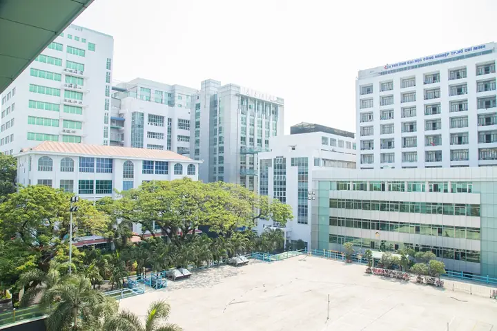 Thông Tin Tuyển Sinh Và Điểm Chuẩn Trường Đại Học Công Nghiệp Tp.hcm (iuh) Mới Nhất Thông Tin Tuyển Sinh Và Điểm Chuẩn Trường Đại Học Công Nghiệp Tp.hcm (iuh) Mới Nhất