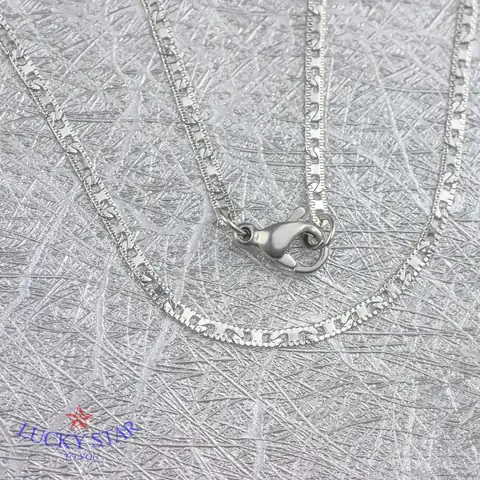 Dây Chuyền Bản Dẹt: Mẫu, Chất Liệu, Cách Chọn Và Bảo Quản Cho Nam Dây Chuyền Bản Dẹt: Mẫu, Chất Liệu, Cách Chọn Và Bảo Quản Cho Nam