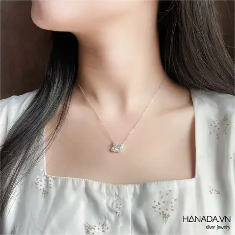 Dây Chuyền Thiên Nga Swarovski – Hướng Dẫn Chọn Mua, Giá & Các Kiểu Nổi Bật Dây Chuyền Thiên Nga Swarovski – Hướng Dẫn Chọn Mua, Giá & Các Kiểu Nổi Bật