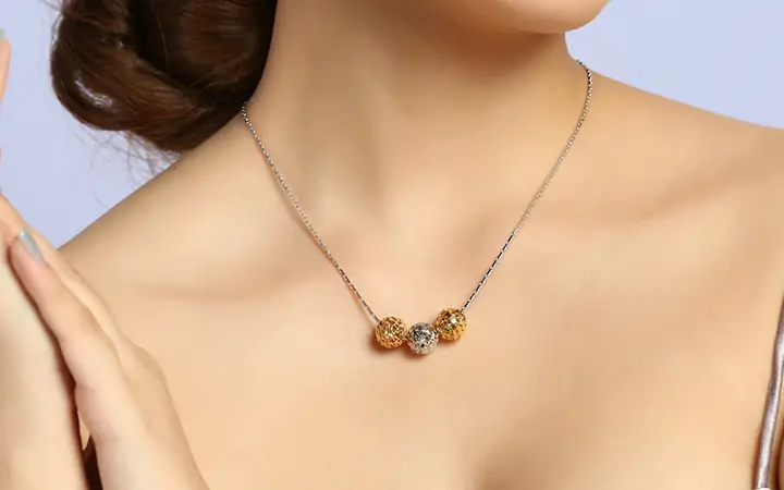 Dây Chuyền Vàng Hạt Tròn: Hướng Dẫn Chọn Mẫu, Chất Liệu Và Bảo Quản Cho Người Mới Bắt Đầu Dây Chuyền Vàng Hạt Tròn: Hướng Dẫn Chọn Mẫu, Chất Liệu Và Bảo Quản Cho Người Mới Bắt Đầu