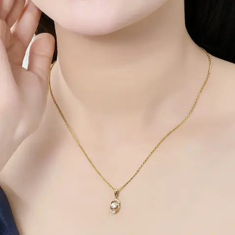 Mua Dây Chuyền Vàng Nhỏ Xinh: Hướng Dẫn Chọn Mẫu, Chất Liệu & Giá Cho Phụ Nữ Trẻ Mua Dây Chuyền Vàng Nhỏ Xinh: Hướng Dẫn Chọn Mẫu, Chất Liệu & Giá Cho Phụ Nữ Trẻ