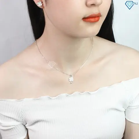 Đeo Dây Chuyền Bạc Có Tác Dụng Gì? Lợi Ích Sức Khỏe, Tâm Linh Và Những Lưu Ý Quan Trọng