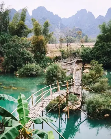 Top Địa Điểm Du Lịch Cao Bằng Nên Ghé Thăm: 8 Điểm Hấp Dẫn & Hướng Dẫn Chi Tiết Top Địa Điểm Du Lịch Cao Bằng Nên Ghé Thăm: 8 Điểm Hấp Dẫn & Hướng Dẫn Chi Tiết