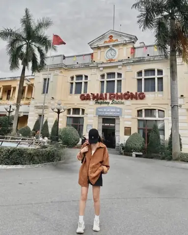Lịch Trình Du Lịch Hải Phòng 1 Ngày: Khám Phá Ăn Chơi Trọn Gói
