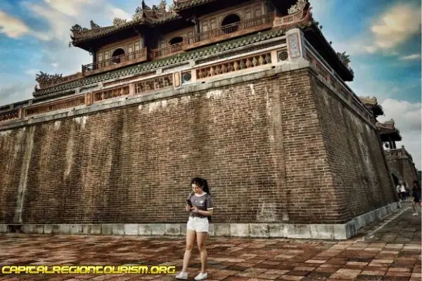 Lịch Trình Du Lịch Huế 1 Ngày Tự Túc: Địa Điểm, Ẩm Thực Và Chi Phí Chi Tiết