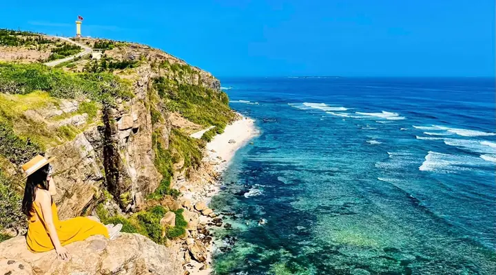 Hướng Dẫn Chi Tiết Di Chuyển Từ Hà Nội Tới Đảo Lý Sơn: Các Cách, Thời Gian, Chi Phí Và Lưu Ý Hướng Dẫn Chi Tiết Di Chuyển Từ Hà Nội Tới Đảo Lý Sơn: Các Cách, Thời Gian, Chi Phí Và Lưu Ý