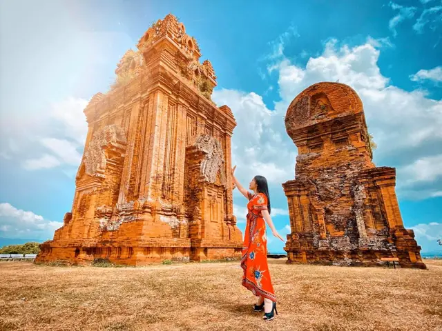 Du Lịch Phan Thiết Tự Túc: Hướng Dẫn Chi Tiết Điểm Đến, Ẩm Thực, Lịch Trình & Chi Phí Cho Người Mới