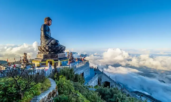 Top 10 Địa Điểm Du Lịch Tâm Linh Ở Việt Nam Dành Cho Người Muốn Khám Phá Hành Hương