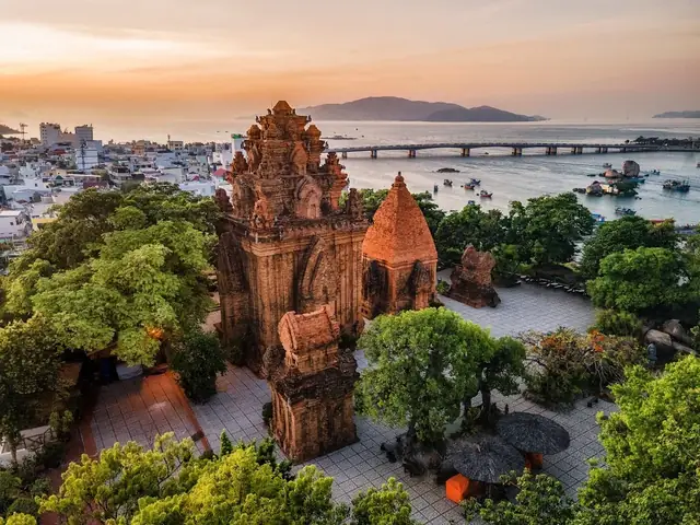 Hướng Dẫn Du Lịch Thành Phố Nha Trang: Điểm Đến, Thời Gian, Và Mẹo Du Lịch Hướng Dẫn Du Lịch Thành Phố Nha Trang: Điểm Đến, Thời Gian, Và Mẹo Du Lịch
