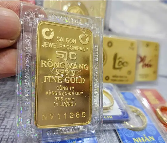Bảng Giá Vàng 999 Hôm Nay Tại Tp.hcm: Cập Nhật Mới Nhất Từ Các Thương Hiệu Bảng Giá Vàng 999 Hôm Nay Tại Tp.hcm: Cập Nhật Mới Nhất Từ Các Thương Hiệu