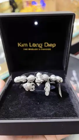 Bảng Giá Vàng Kim Tín Hôm Nay: Cập Nhật Trang Sức Vàng Bạc Mới Nhất