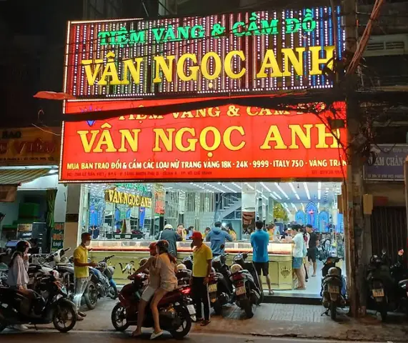 Giá Vàng Tiệm Vàng Vân Ngọc Anh Hôm Nay: Cập Nhật Mới Nhất Giá Vàng Tiệm Vàng Vân Ngọc Anh Hôm Nay: Cập Nhật Mới Nhất