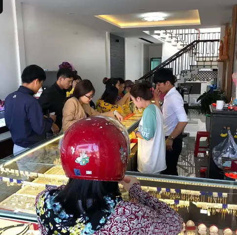Giá Vàng Tiệm Vàng Ngọc Ninh Hôm Nay: Bảng Giá Vàng, Bạc Cập Nhật Mới Nhất Giá Vàng Tiệm Vàng Ngọc Ninh Hôm Nay: Bảng Giá Vàng, Bạc Cập Nhật Mới Nhất