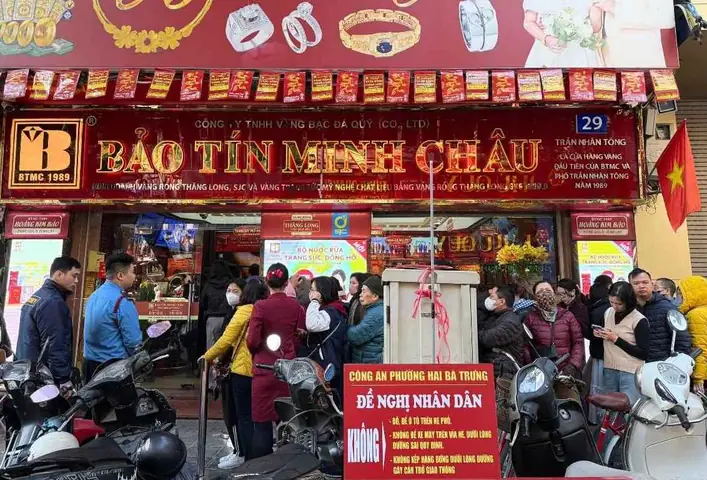 Giá Vàng Vàng Bạc Trung Phương Hôm Nay: Cập Nhật Biến Động Mới Nhất Giá Vàng Vàng Bạc Trung Phương Hôm Nay: Cập Nhật Biến Động Mới Nhất
