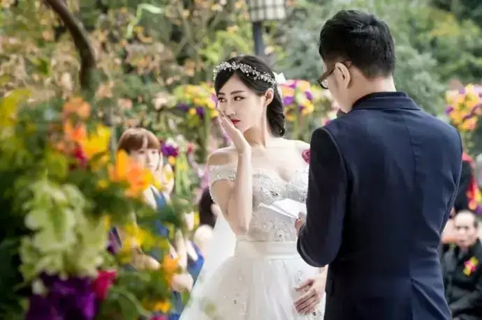 Giải Mã Giấc Mơ Mình Cưới Bạn: Ý Nghĩa, Dấu Hiệu Và Cách Giải Thích Giải Mã Giấc Mơ Mình Cưới Bạn: Ý Nghĩa, Dấu Hiệu Và Cách Giải Thích