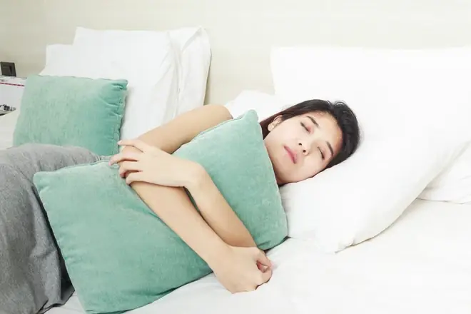 Giải Mã Giấc Mơ Thấy Người Bạn Cũ: Điềm Báo Gì? Tốt Hay Xấu? Giải Mã Giấc Mơ Thấy Người Bạn Cũ: Điềm Báo Gì? Tốt Hay Xấu?