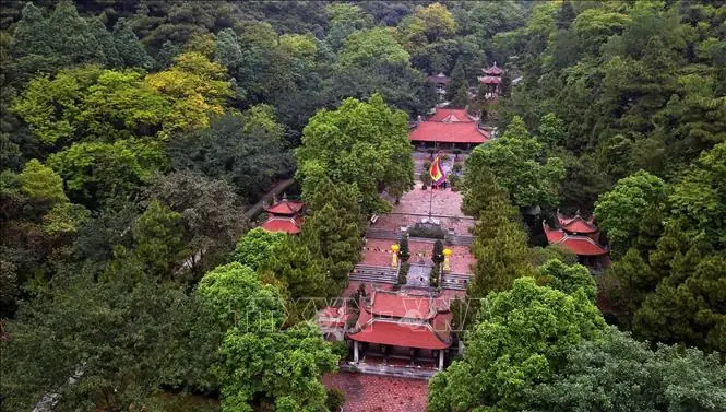 Côn Sơn Kiếp Bạc Là Gì? Lịch Sử, Giá Trị Văn Hoá Và Hướng Dẫn Du Lịch Chi Tiết Côn Sơn Kiếp Bạc Là Gì? Lịch Sử, Giá Trị Văn Hoá Và Hướng Dẫn Du Lịch Chi Tiết