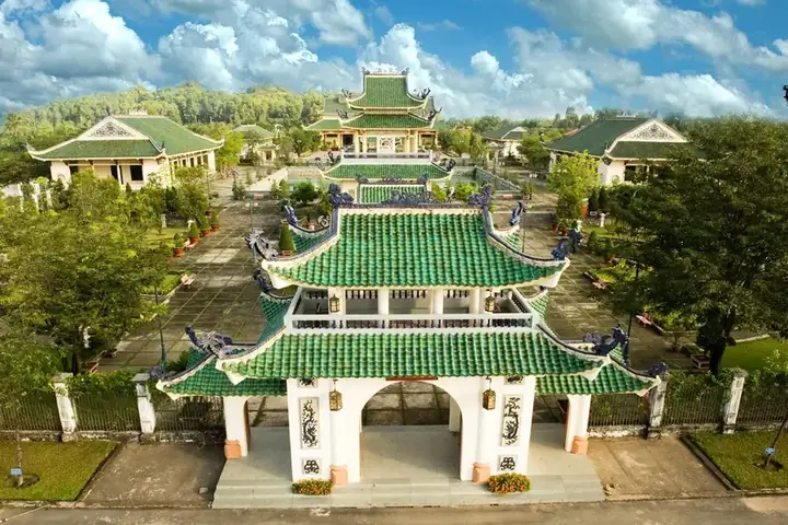 Văn Miếu Trấn Biên – Lịch Sử, Kiến Trúc Và Giá Trị Văn Hoá Của Di Tích 300 Năm Văn Miếu Trấn Biên – Lịch Sử, Kiến Trúc Và Giá Trị Văn Hoá Của Di Tích 300 Năm