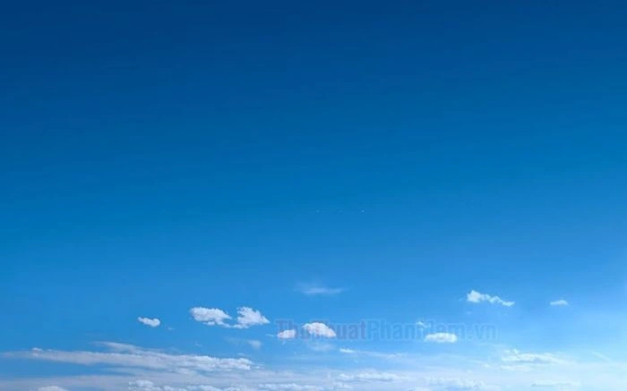 100+ Hình Ảnh Bầu Trời Xanh Đẹp 2026 - Bộ Sưu Tập Wallpaper Siêu Đẹp