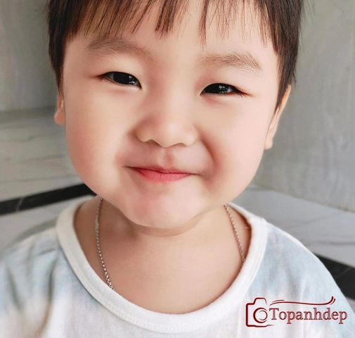 100+ Hình Ảnh Bé Trai Đẹp Dễ Thương: Tải Miễn Phí, Chất Lượng Cao Cho Phụ Huynh & Nhà Thiết Kế