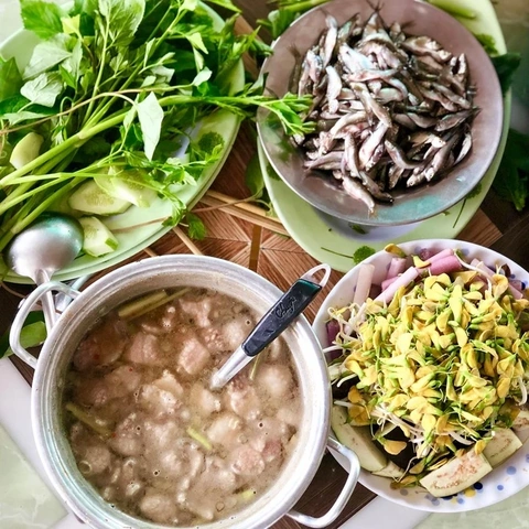 Xem Ngay Hình Ảnh Cá Linh Bông Điên Điển Đậm Đà – Hướng Dẫn Chọn, Chụp & Sưu Tầm Cho Người Yêu Ẩm Thực Miền Tây Xem Ngay Hình Ảnh Cá Linh Bông Điên Điển Đậm Đà – Hướng Dẫn Chọn, Chụp & Sưu Tầm Cho Người Yêu Ẩm Thực Miền Tây