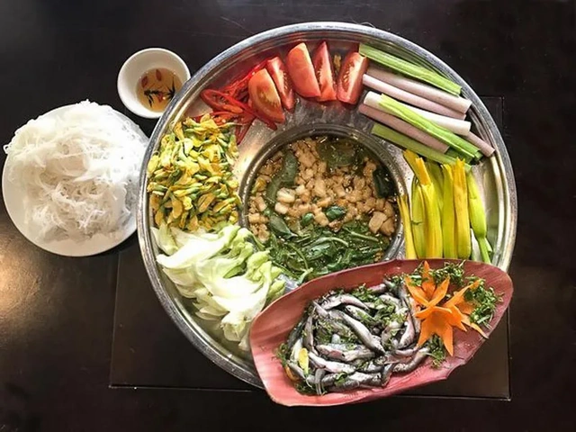 Xem Ngay Hình Ảnh Cá Linh Bông Điên Điển Đậm Đà – Hướng Dẫn Chọn, Chụp & Sưu Tầm Cho Người Yêu Ẩm Thực Miền Tây Xem Ngay Hình Ảnh Cá Linh Bông Điên Điển Đậm Đà – Hướng Dẫn Chọn, Chụp & Sưu Tầm Cho Người Yêu Ẩm Thực Miền Tây