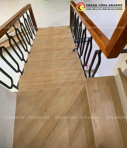 Hình Ảnh Cầu Thang Đá Đẹp: Bộ Sưu Tập 100+ Mẫu Đá Cầu Thang Sang Trọng Dành Cho Chủ Nhà & Kiến Trúc Sư