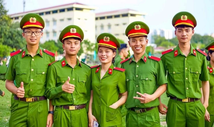 Tập Hợp Hình Ảnh Chú Công An Nhân Dân Đáng Yêu: Bộ Sưu Tập, Nguồn Tải & Cách Dùng Cho Mọi Đối Tượng