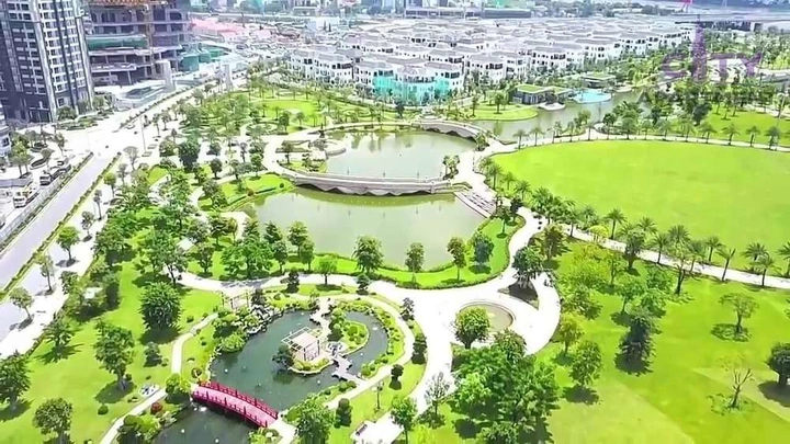 Hình Ảnh Công Viên Vinhomes Central Park: Hướng Dẫn Check‑in, Chụp Ảnh Đẹp & Trải Nghiệm Dành Cho Giới Trẻ