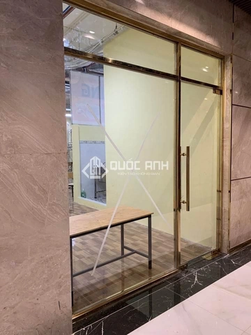 Hình Ảnh Cửa Kính Thủy Lực: Bộ Sưu Tập Thiết Kế Đỉnh Cao Dành Cho Kiến Trúc Sư & Chủ Nhà