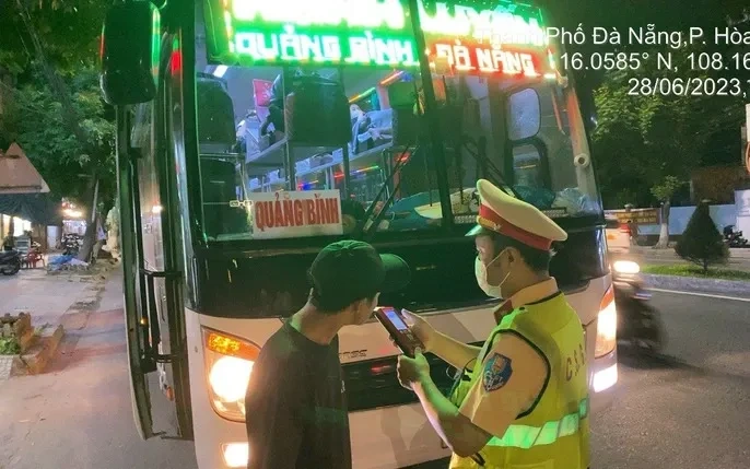 Hình Ảnh Đập Đá Đẹp Nhất: Bộ Sưu Tập Đỉnh Cao Dành Cho Người Yêu Nghệ Thuật Đá Tự Nhiên