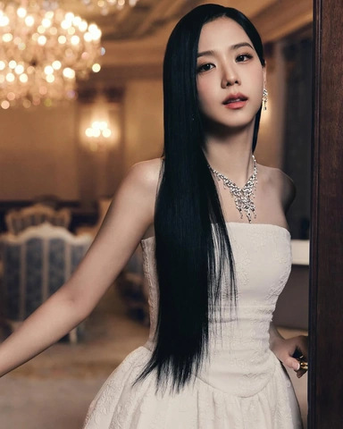Những Hình Ảnh Đẹp Nhất Của Jisoo: Bộ Sưu Tập Độc Đáo Dành Cho Fan Blackpink