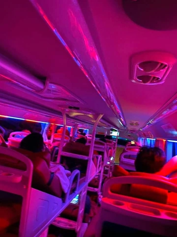 Hình Ảnh Đi Xe Giường Nằm: Bộ Sưu Tập Đầy Đủ Cho Người Yêu Du Lịch & Fan Đêm Lãng Mạn