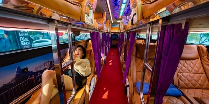 Hình Ảnh Đi Xe Giường Nằm: Bộ Sưu Tập Đầy Đủ Cho Người Yêu Du Lịch & Fan Đêm Lãng Mạn