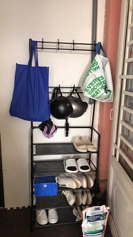 Hình Ảnh Đôi Dép Bằng Sắt: Lịch Sử, Kiểu Dáng & Cách Tìm Ảnh Chất Lượng Cho Người Yêu Thời Trang Độc Đáo
