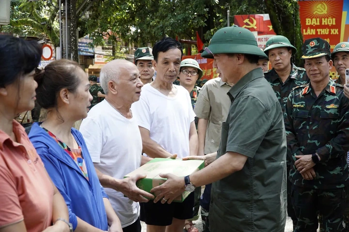 Hình Ảnh Dũng Phở Hà Đông: Tất Cả Những Điều Bạn Cần Biết (dành Cho Người Hâm Mộ & Người Tìm Hiểu)