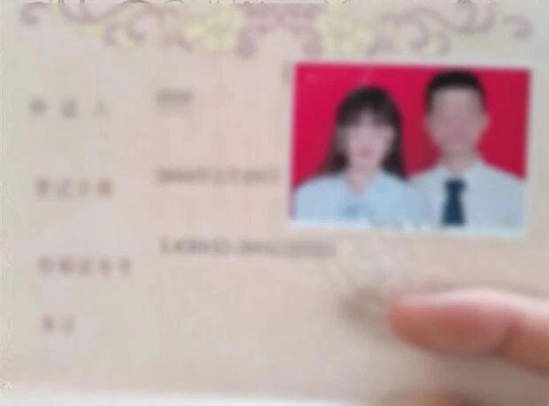 Hình Ảnh Giấy Chứng Nhận Kết Hôn: Tải Miễn Phí, Cách Sử Dụng & Quy Định Cho Người Đăng Ký (dành Cho Cặp Đôi & Nhà Soạn Thảo) Hình Ảnh Giấy Chứng Nhận Kết Hôn: Tải Miễn Phí, Cách Sử Dụng & Quy Định Cho Người Đăng Ký (dành Cho Cặp Đôi & Nhà Soạn Thảo)