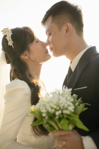 Tải Ngay 4.000+ Hình Ảnh Hôn Nhau Đẹp Nhất: Bộ Sưu Tập Hd Dành Cho Người Yêu Thích Lãng Mạn