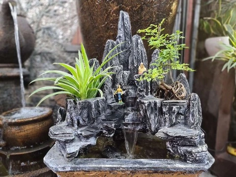 Hình Ảnh Hòn Non Bộ Mini: Bộ Sưu Tập Đầy Đủ, Cách Lựa Chọn & Ứng Dụng Cho Không Gian Sân Vườn & Nội Thất (dành Cho Người Yêu Thiên Nhiên)